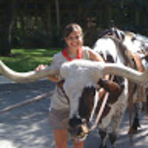 Meet your Posher, Dina